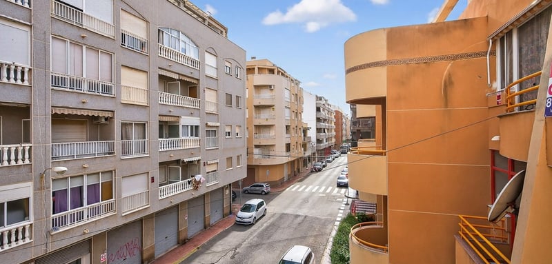 Apartment in Torrevieja - view 1