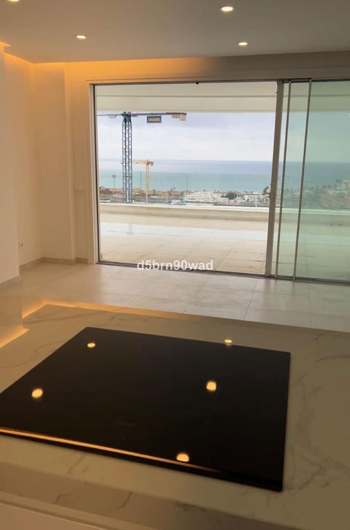 Apartment in Mijas Costa - Image 3