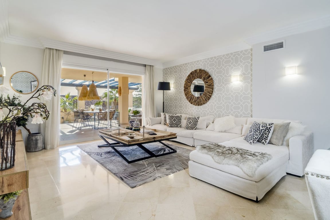 Apartment in Nueva Andalucia