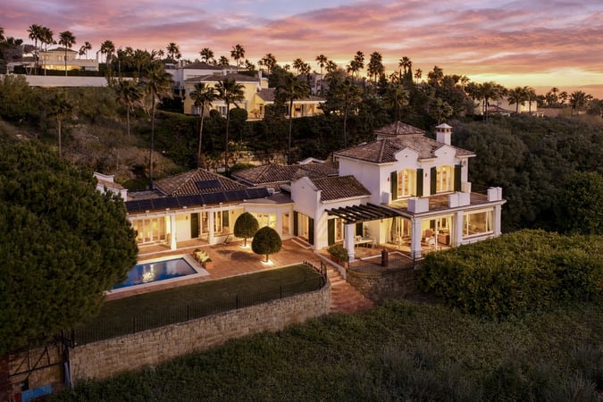 Villa in Sotogrande - view 1