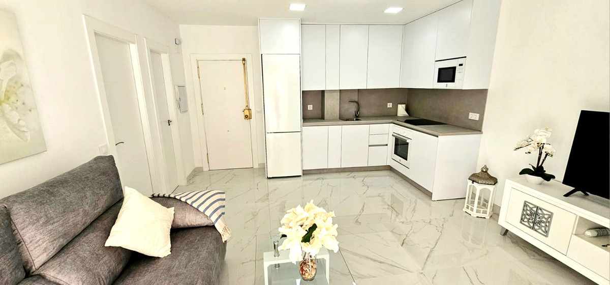 Apartment in Torreblanca - Image 3