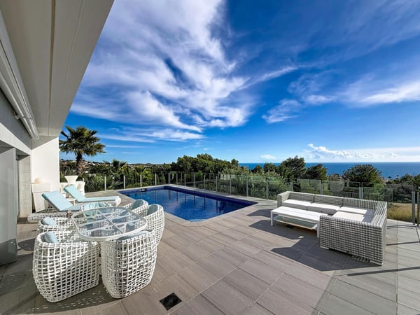 Villa in Benitachell - view 1