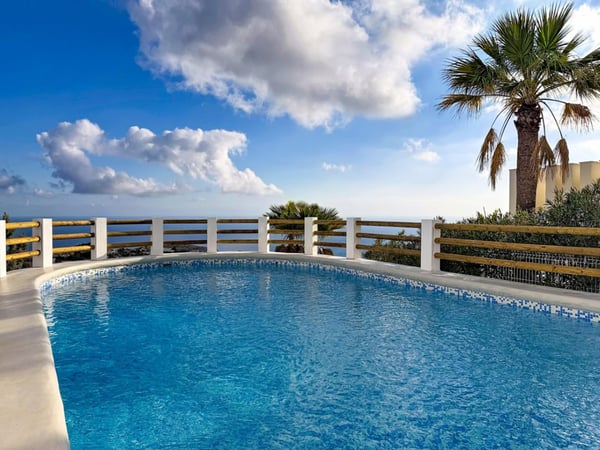 Villa in Benitachell - view 1