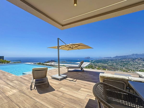 Villa in Benitachell - view 1