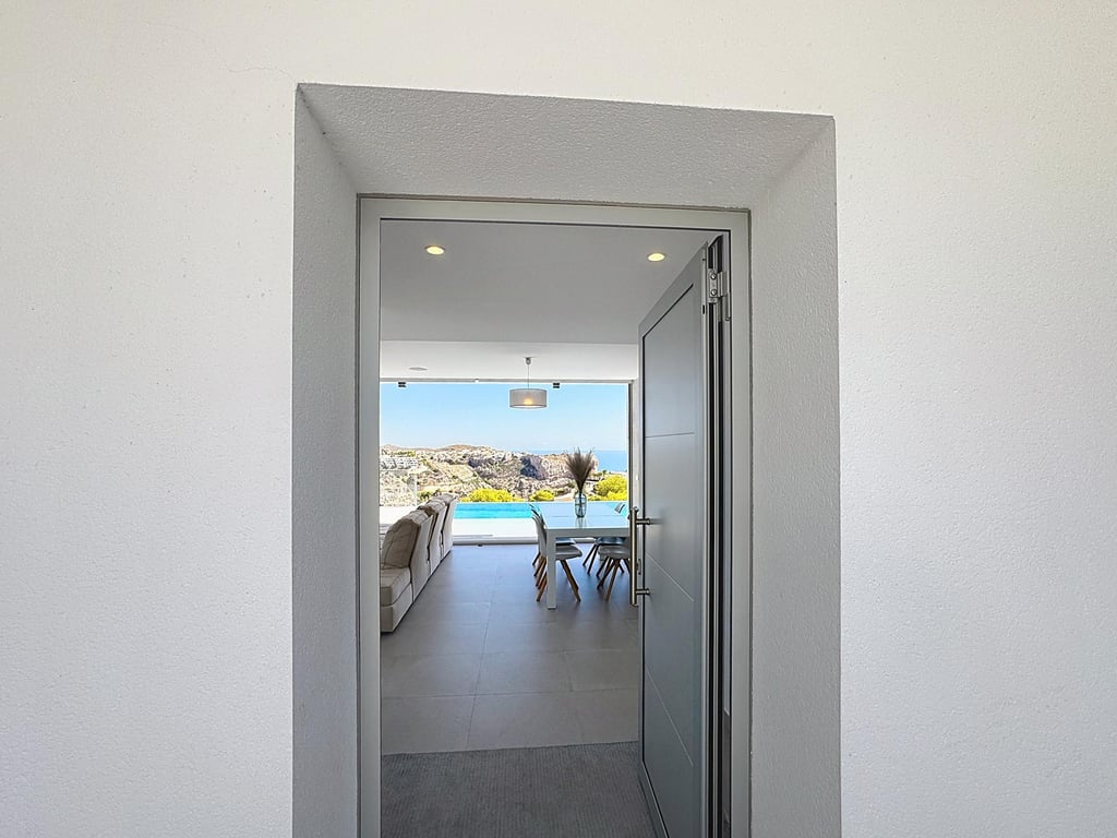 Villa in Benitachell - Image 2