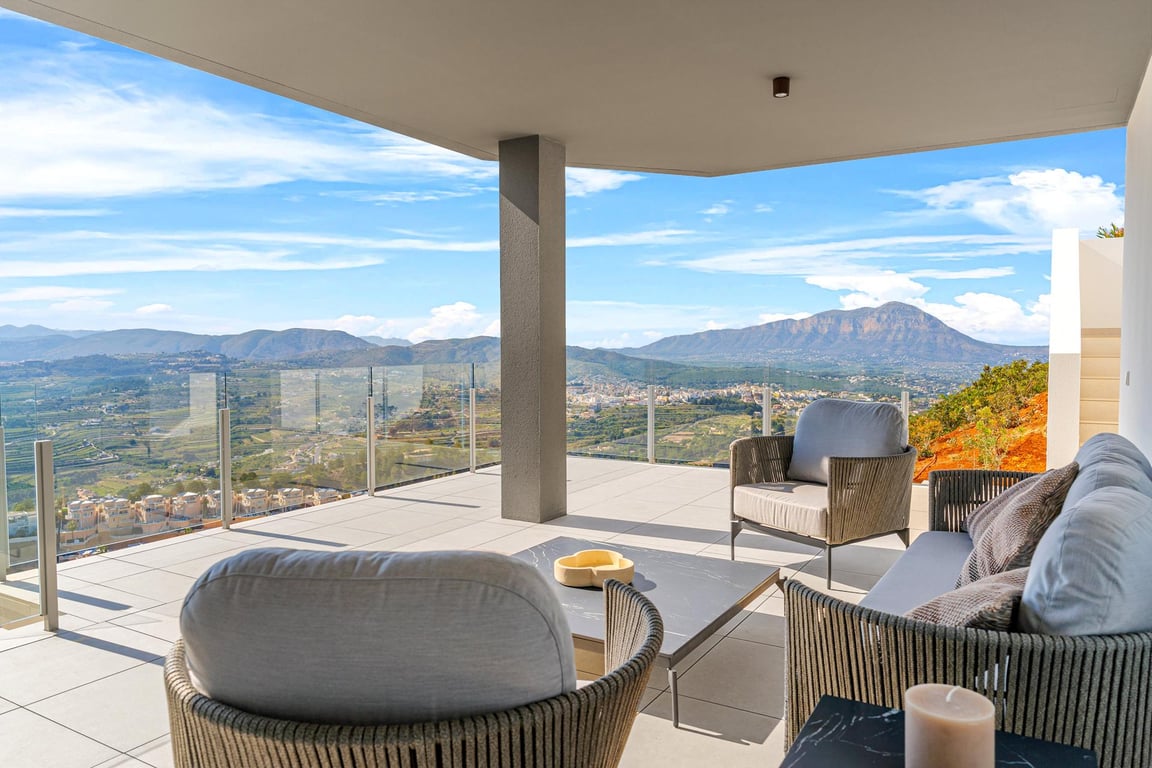 Villa in Benitachell - Image 2