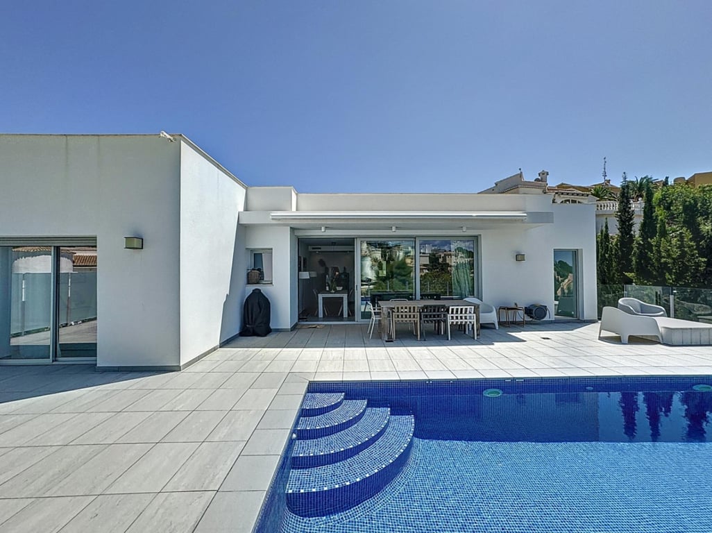 Villa in Benitachell - Image 3