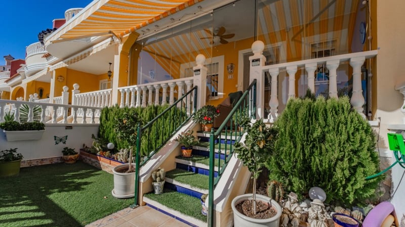 House in Rojales - view 1