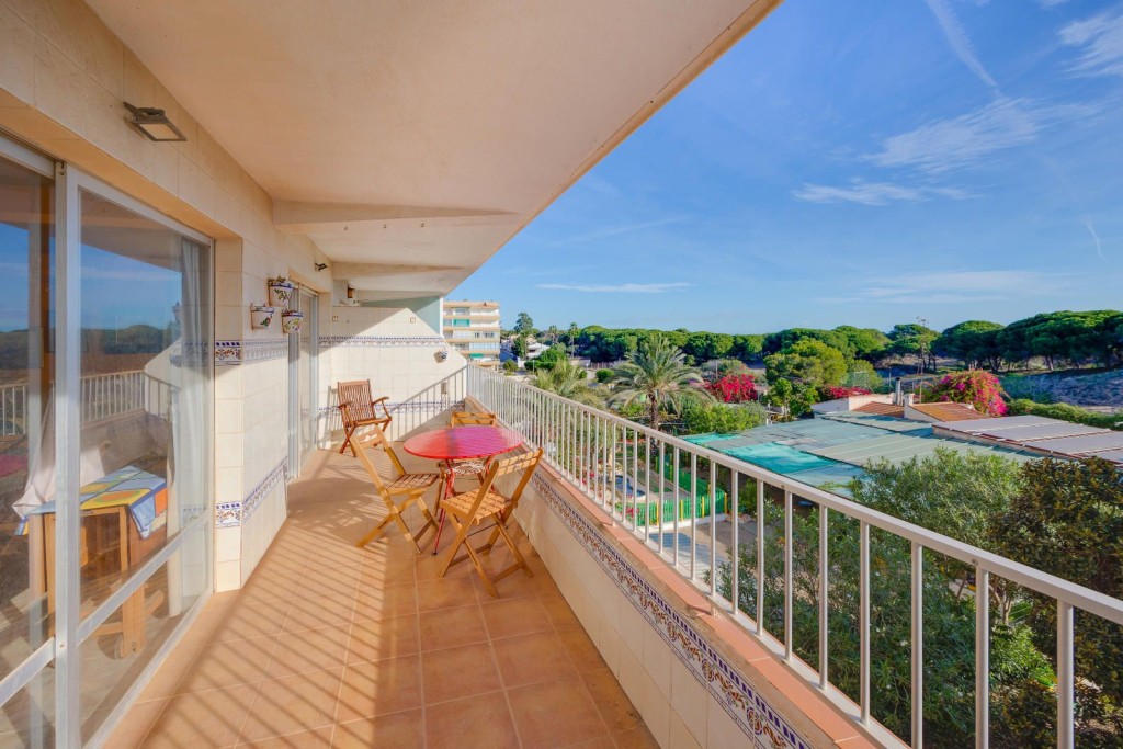 Apartment in Guardamar del Segura - Image 2