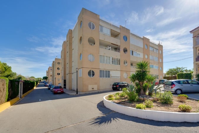 Apartment in Torrevieja - view 1