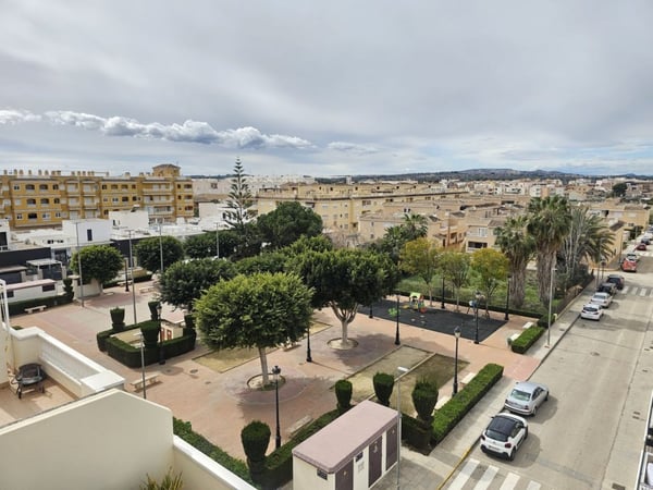 Apartment in Formentera de Segura - view 1
