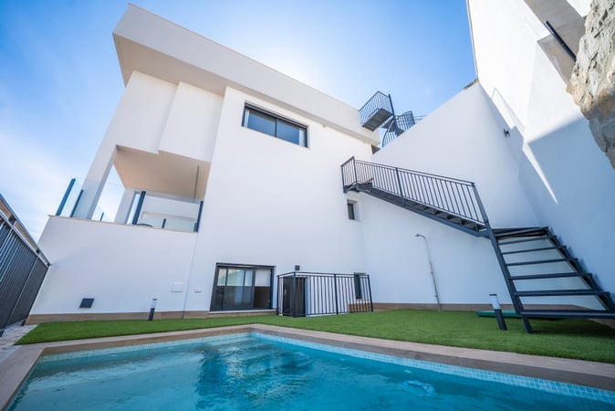 House in Algorfa - view 1