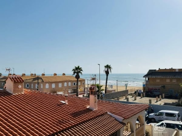 Apartment in Torrelamata - view 1
