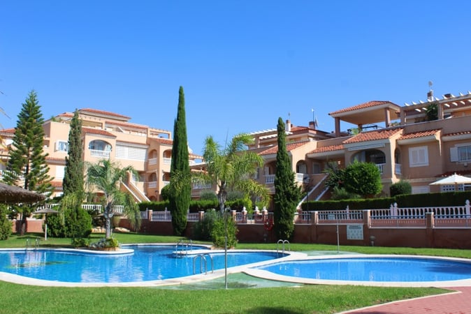 Penthouse in Playa Flamenca - view 1