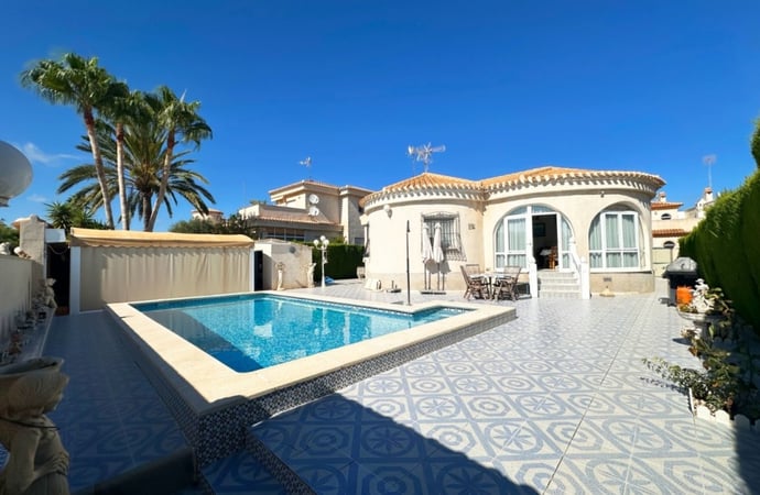 House in Playa Flamenca - view 1