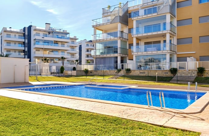 Apartment in Villamartin - view 1
