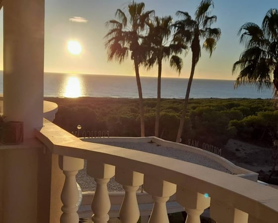 Penthouse in Guardamar del Segura - view 1