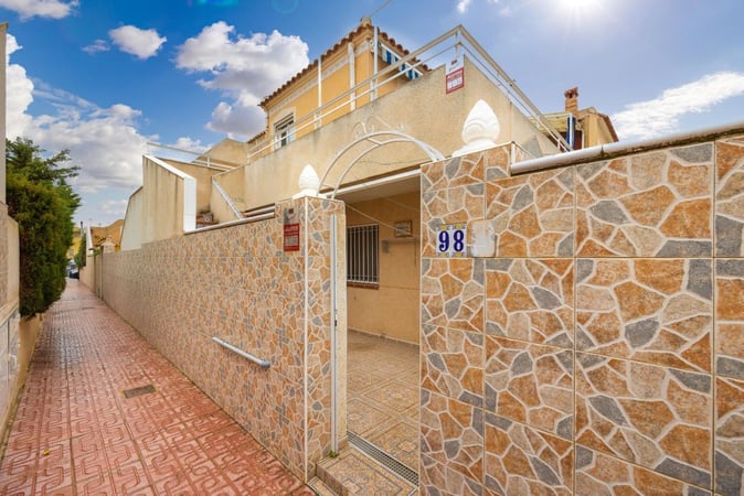 House in Torrevieja - view 1