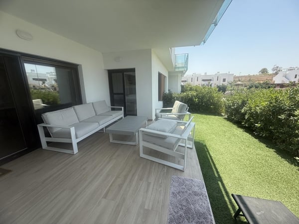 Apartment in Los Montesinos - view 1