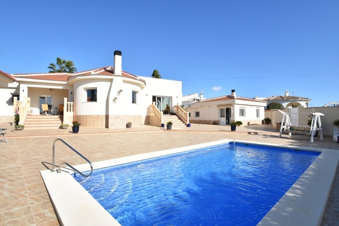 House in Rojales - view 1