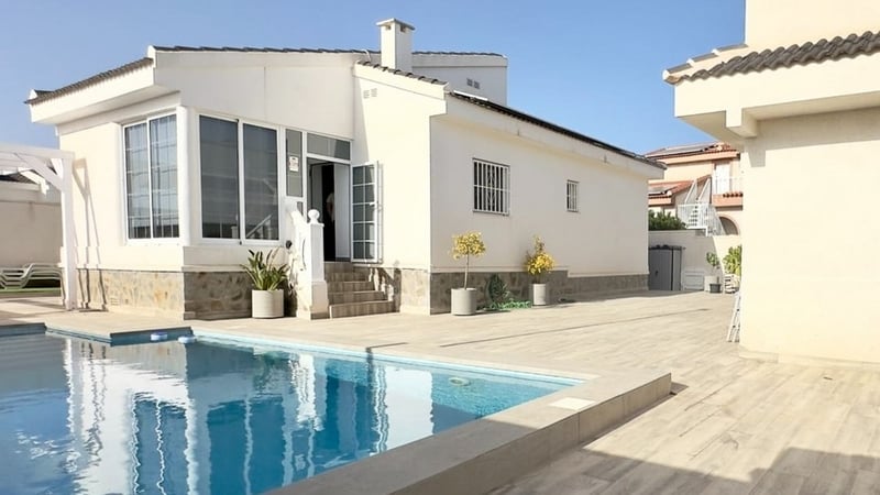 House in Rojales - view 1