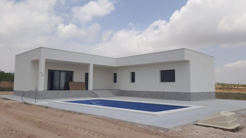 House in Pinoso - view 1