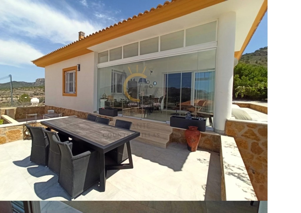 House in La Romana - Image 3