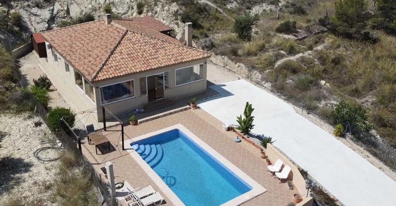 Villa in Macisvenda - view 1