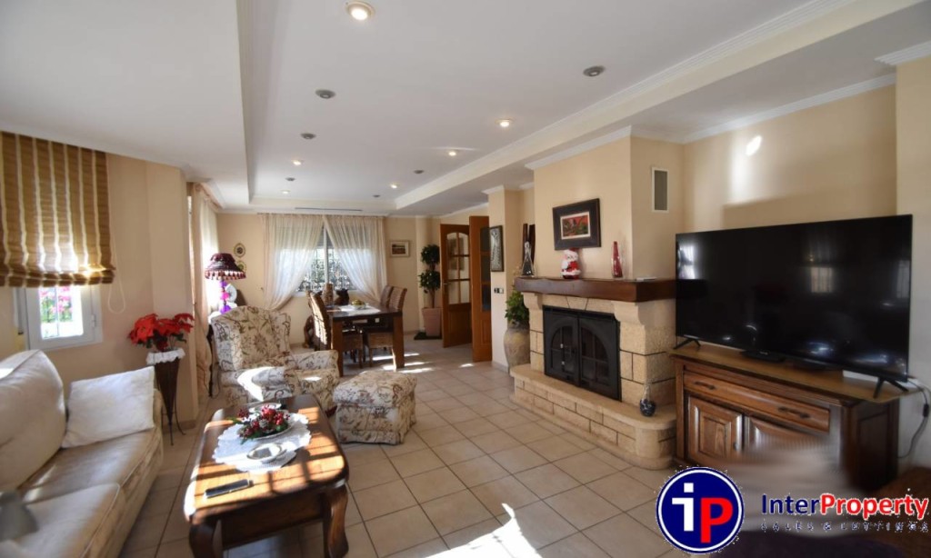 Villa in Almoradi - Image 3