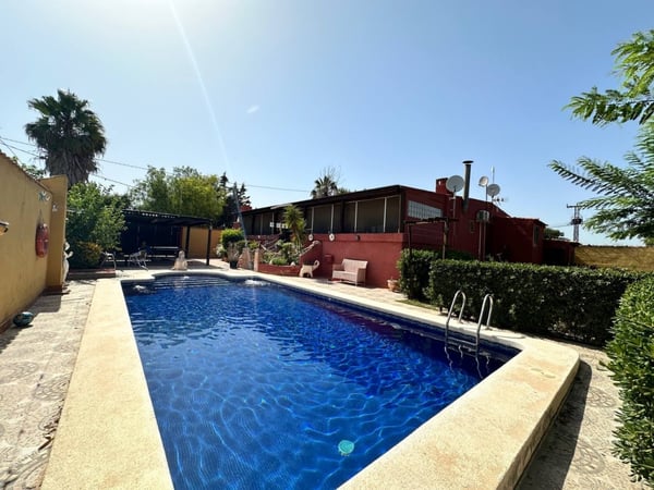 House in Dolores - view 1