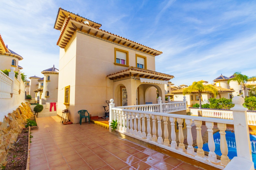 Villa in La Zenia - Image 2