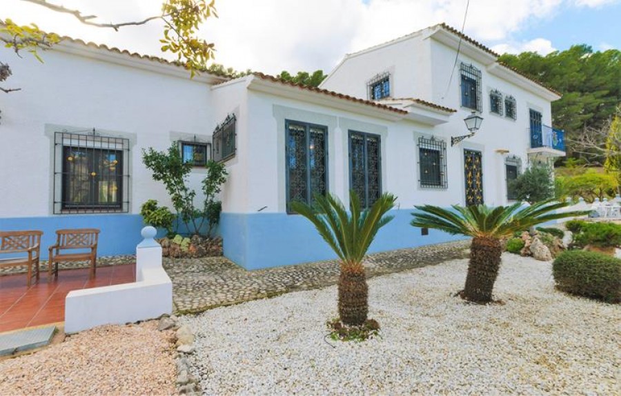 Villa in Guadalest - Image 3