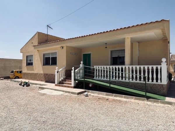 Villa in Abanilla - view 1