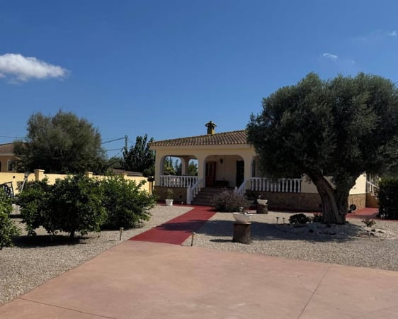 House in Catral - view 1