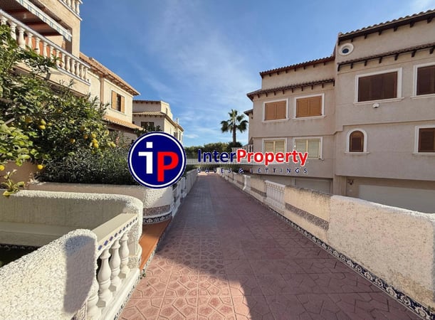 Apartment in Guardamar del Segura - view 1