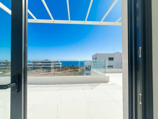 Penthouse in Casares - view 1