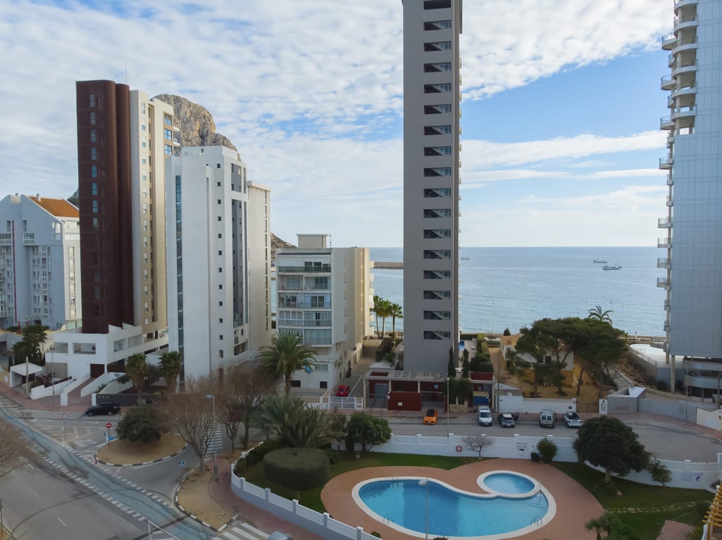 Apartment in Calp - Image 2
