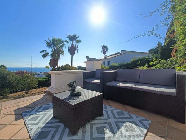 House in Estepona - view 1
