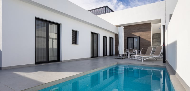 House in Roldan - view 1