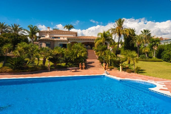 House in Guadalmansa - view 1