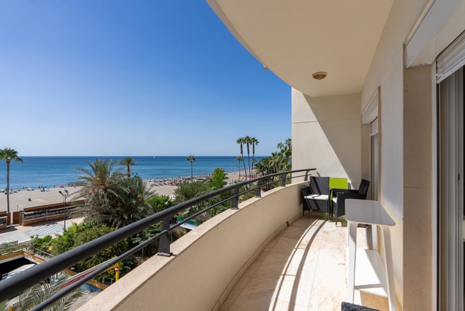 Apartment in Estepona - view 1