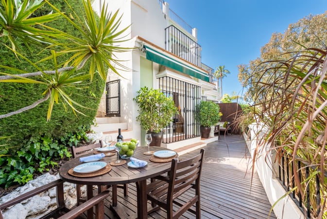 House in Nueva Andalucia - view 1