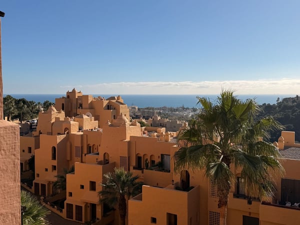 Apartment in La Duquesa - view 1