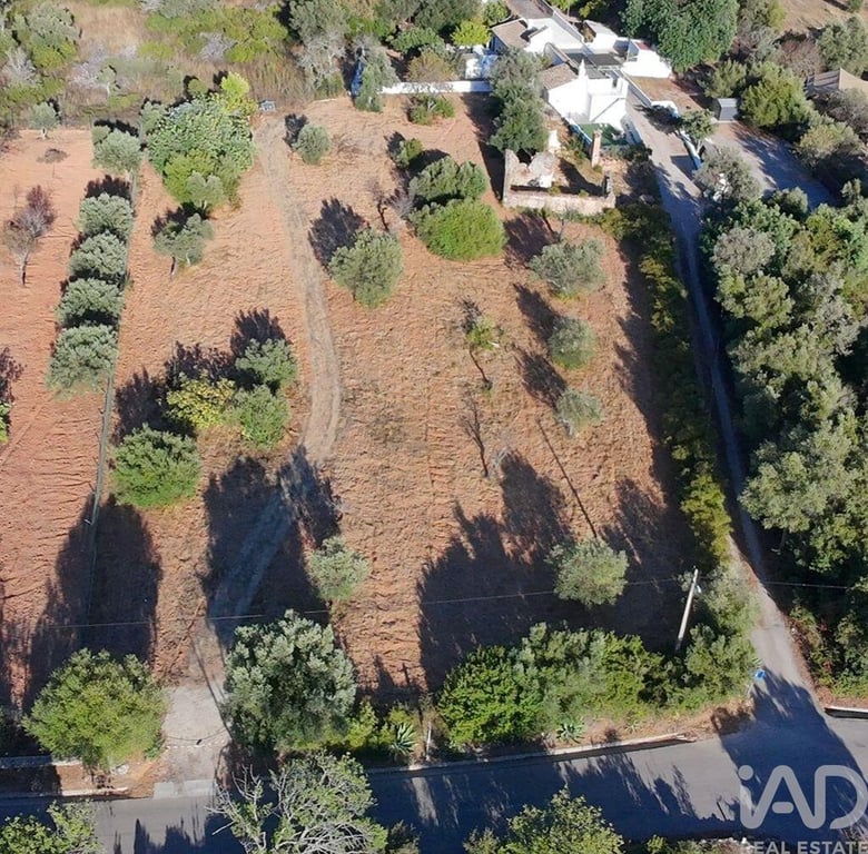 Land in Loule (Sao Clemente)