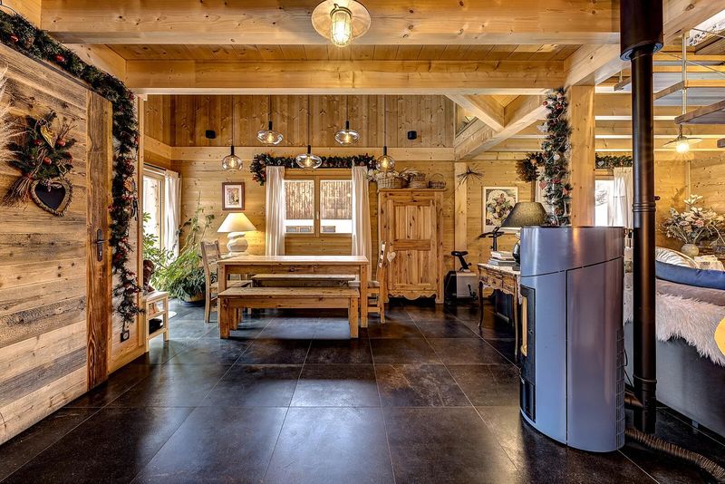 Chalet in Morzine - Image 3