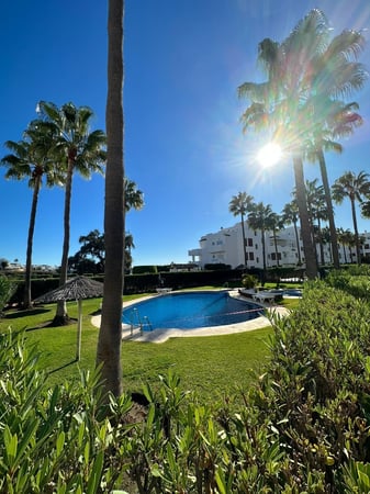 Apartment in Estepona - view 1