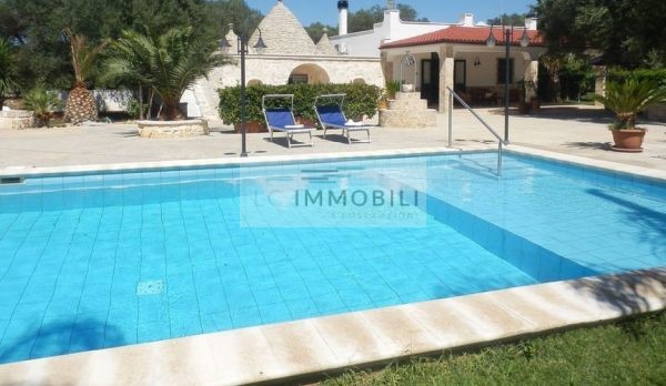 Villa in Carovigno - view 1