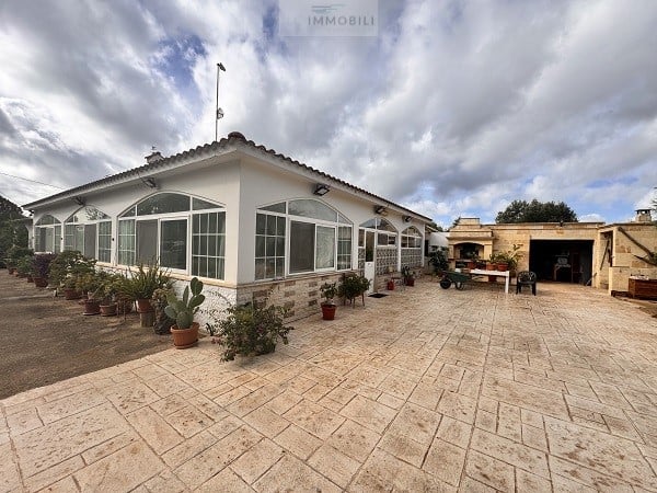 House in Carovigno - view 1