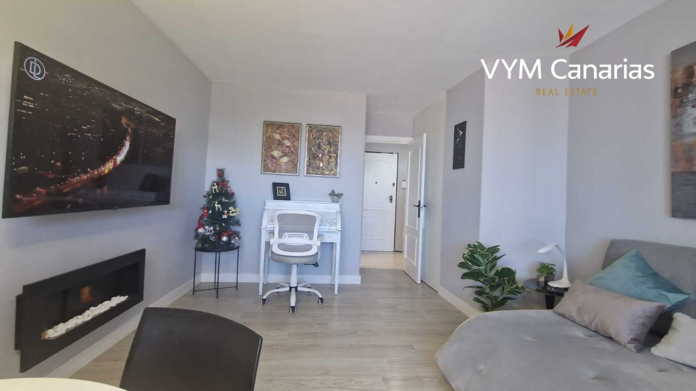 Apartment in Los Cristianos - Image 3