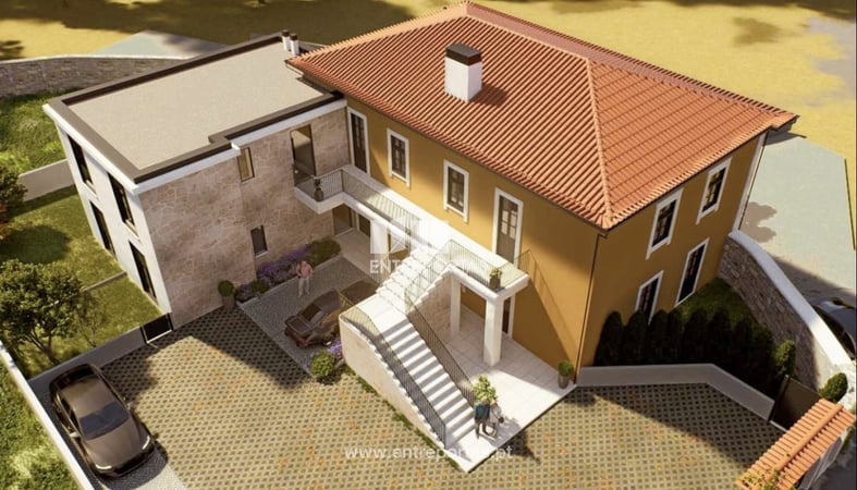 House in Viana do Castelo - view 1